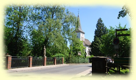 evangelische Kirche an der Burg in Ldinghausen
