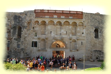 Split - Porta Aurea, d.h. Goldenes Tor