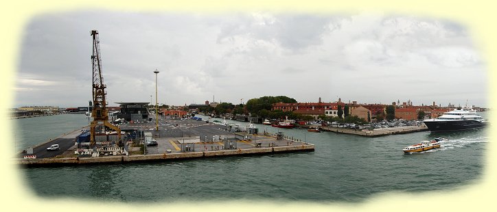 Venedig --Kreuzfahrtanleger