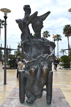 Marbella - Don Quijote Sentado