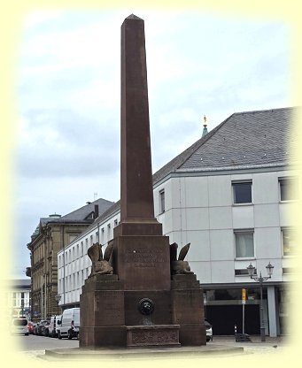 Karlsruhe - Verfassungss�ule