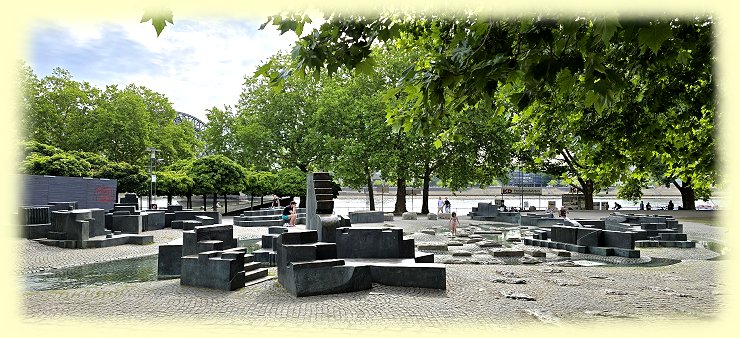 K�ln 2025 - Paolozzibrunnen