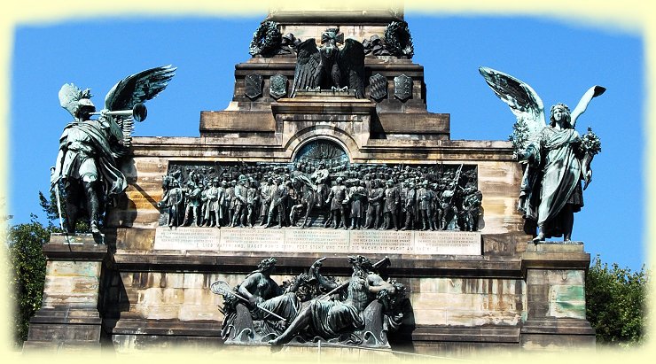R�desheim 2025 - Niederwalddenkmal - Hauptrelief