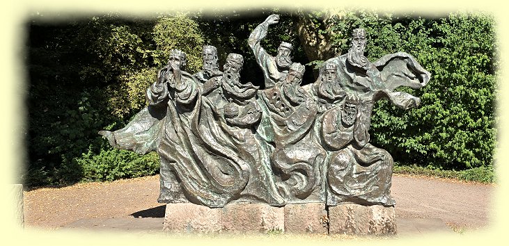 Spyer - Skulpturengruppe F�hrmann hol��ber