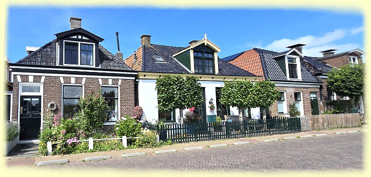 Stavoren - Grachtenh�user