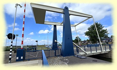 Stavoren - Johan Frisosluis, Br�cke