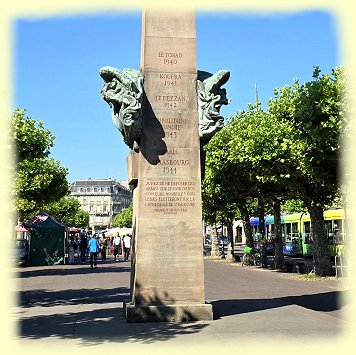Stra�burg 2025 - Obelisk Leclerc