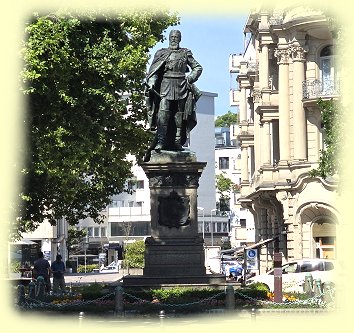 Wiesbaden 2025 - Denkmal Kaiser Friedrich III