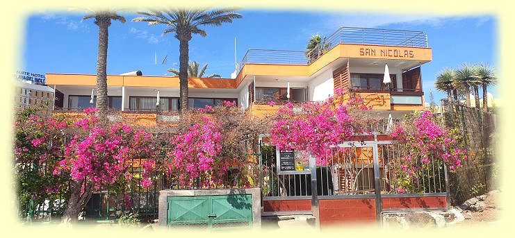 Playa del Ingeles - 2024 - Bougainvilleen