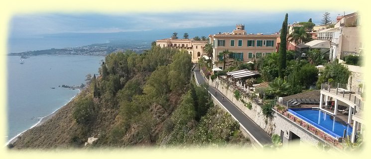 Taormina - Panoramablick ber die Bucht