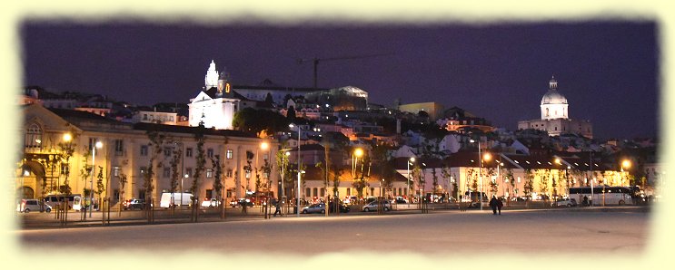 Lissabon - beleuchtete Kathedrale