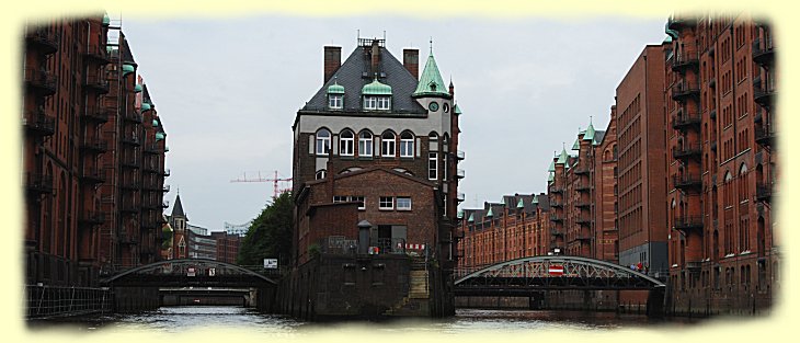 Hamburg, Blick auf das sogenannte Wasserschlsschen