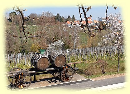 Edenkoben - Villastrae - Weinfuhre mit Fssern