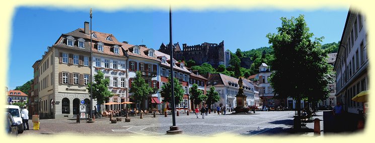 Heidelberg - Kornmarkt mit Mariernsäule und Schloss