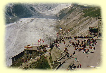 Blick von der Kaiser-Franz-Josefs-Hhe auf den  Gletscher