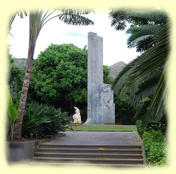 Santa Cruz de Tenerife - Parque Garca Sanabria - Denkmal zur Erinnerung an Santiago Garca Sanabria