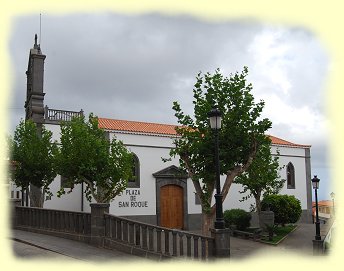 Firgas - Plaza und Kirche San Roque