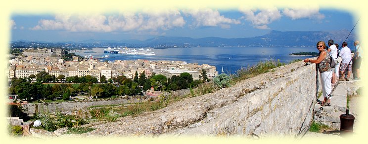 Korfu - alte Festung - Blick zur neuen Festung