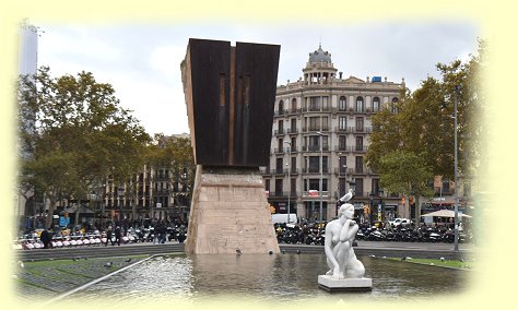 Barcelona - Skulptur La Deessa von Josep Clar