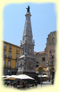 Neapel - Piazza San Domenico - Pestsule