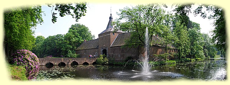 Schlossgrten Arcen - Wasserschloss Arcen - Aussenansicht